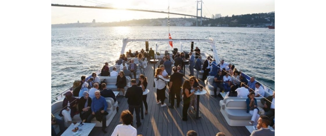 AİMSAD, 5’inci yılını Boğaz’da kutladı